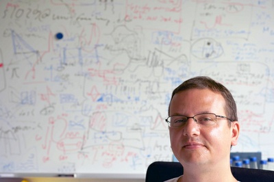 Time to Say Goodbye! Junior research group leader Robert Schmidt to become Professor at Sheffield University Time to Say Goodbye! Junior research group leader Robert Schmidt to become Professor at Sheffield University