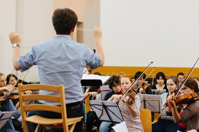 The Rhythm of Attention: New study of principal investigator sheds light on effective communication between neuronal networks The Rhythm of Attention: New study of principal investigator sheds light on effective communication between neuronal networks
